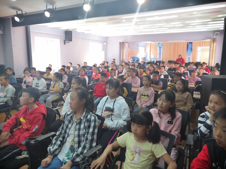 冰雪運動課程進校園走進富錦小學(xué)